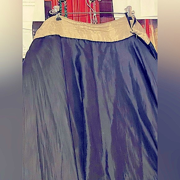 VTG skirt flared Ruffle OOAK Lithuania ethnic zipper acetate fabric plus 18 sz - Picture 4 of 9